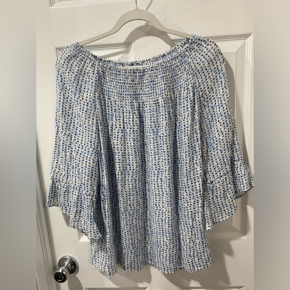 Zach & Rachel women’s lightweight peasant smock neck shirt, size M
